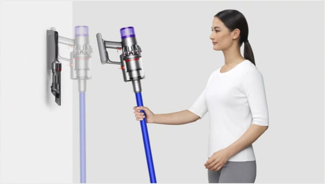 Товар Пылесос Dyson V11 Absolute (SV28) 2023, nickel/blue, IN, переходник в комплекте