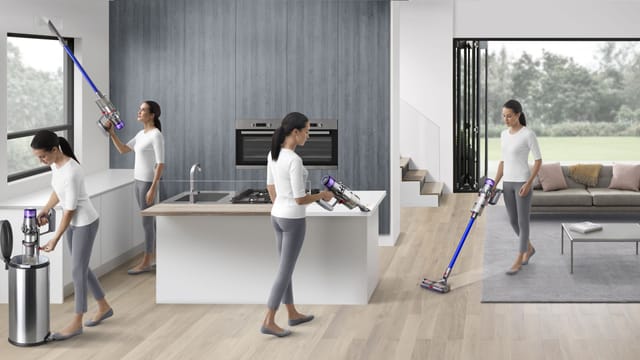 Товар Пылесос Dyson V11 Absolute (SV28) 2023, nickel/blue, IN, переходник в комплекте