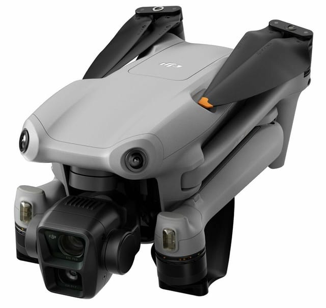 Товар Квадрокоптер DJI Air 3 Fly More Combo (пульт DJI RC 2 с экраном)