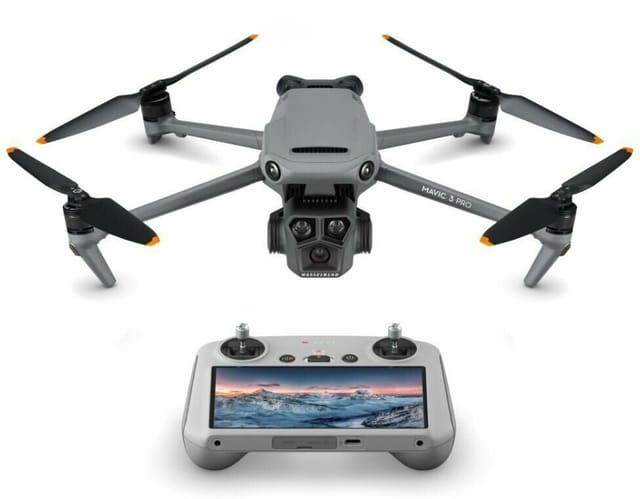 Товар Квадрокоптер DJI Mavic 3 Pro (DJI RC) версия с пультом / дрон с камерой / DJI БПЛА