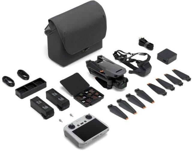 Товар Квадрокоптер DJI Mavic 3 Pro (DJI RC) версия с пультом / дрон с камерой / DJI БПЛА