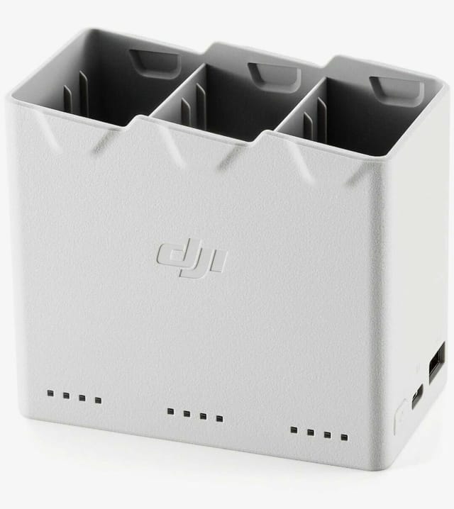 Товар Комплект аксессуаров Fly More Kit PLUS для квадрокоптера DJI Mini 3 Pro