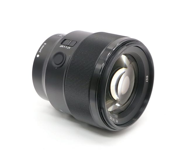 Товар Объектив Sony FE 85mm f/1.8 черный