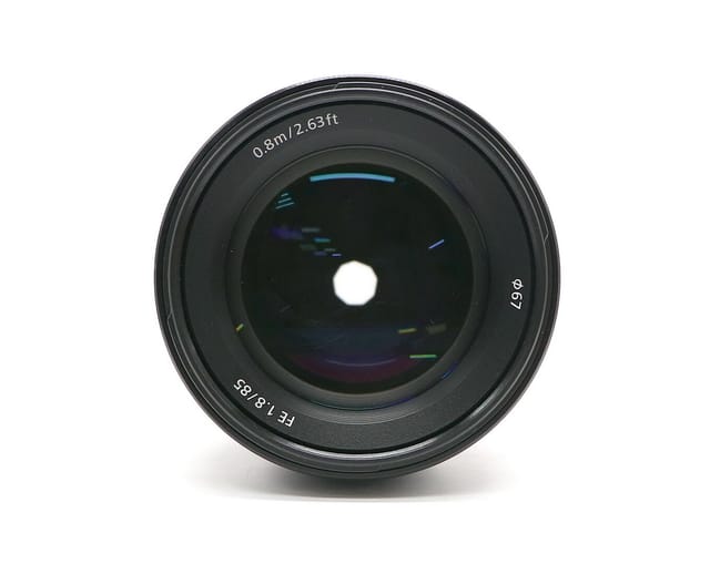 Товар Объектив Sony FE 85mm f/1.8 черный