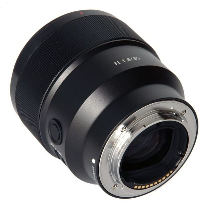 Товар Объектив Sony FE 85mm f/1.8 черный