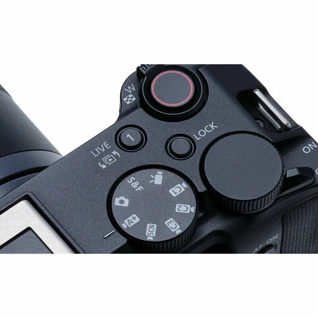 Товар Беззеркальный фотоаппарат Canon EOS R50 V Kit 14-30mm IS STM PZ