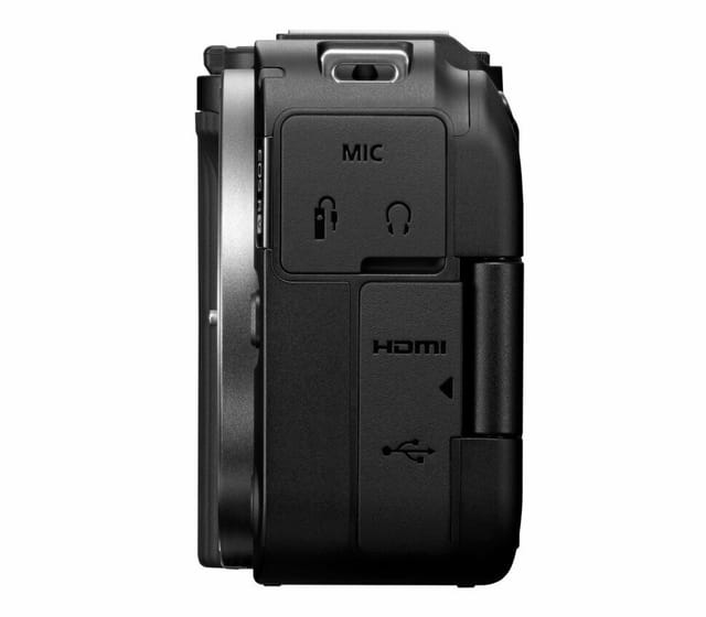 Товар Беззеркальный фотоаппарат Canon EOS R50 V Kit 14-30mm IS STM PZ