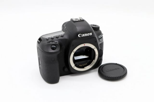 Товар Зеркальный фотоаппарат Canon Зеркальный фотоаппарат EOS 5D Mark IV Body 1483C025