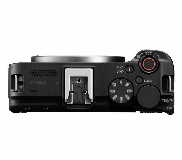 Товар Беззеркальный фотоаппарат Canon EOS R50 V Kit 14-30mm IS STM PZ