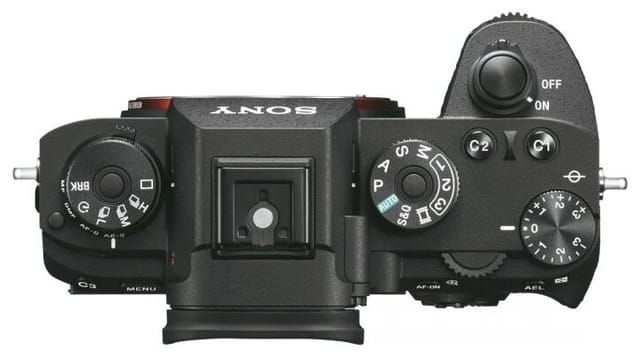 Товар Sony Alpha a7 III (M3) Kit (28-70mm f/3.5-5.6 OSS FE) черный