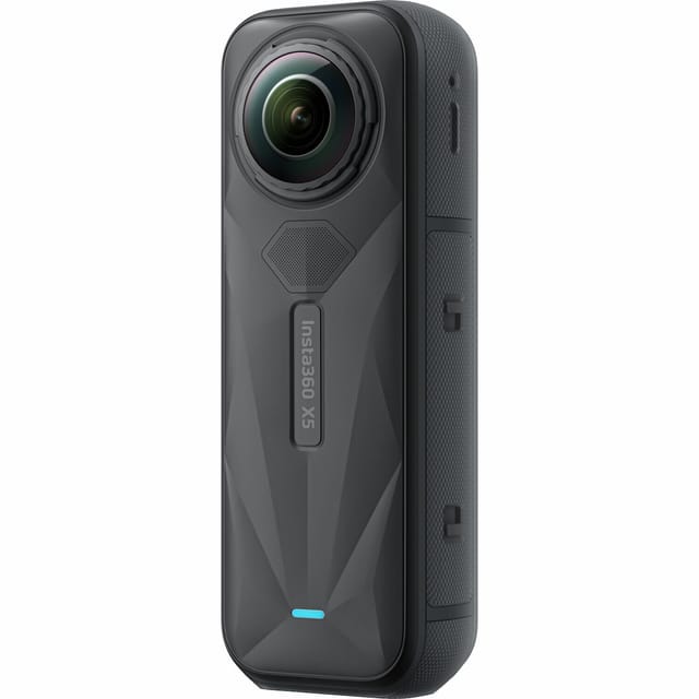 Товар Экшн-камера Insta360 X5 Essentials Bundle с картой памяти 128 ГБ, водонепроницаемая, 360° 8К, 72 МП, 4К60 fps, HDR