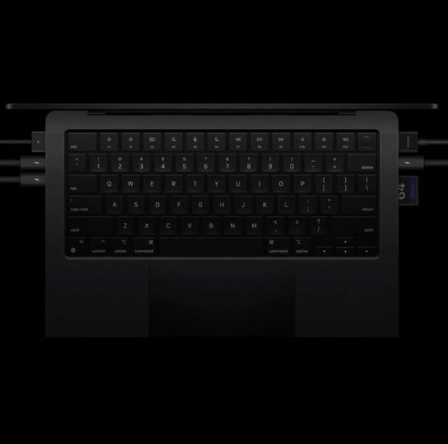 Товар Ноутбук Apple MacBook Pro 14" (2024), M4 Pro, 24/1Tb, SSD, (MX2F3), Silver Английская раскладка