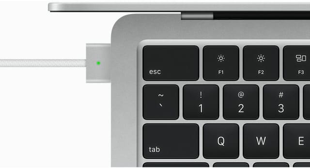 Товар 15.3" Ноутбук Apple MacBook Air 15 2023 2880x1864, M2,8/256 ГБ,10-core, MQKR3LL/A, Silver, английская раскладка