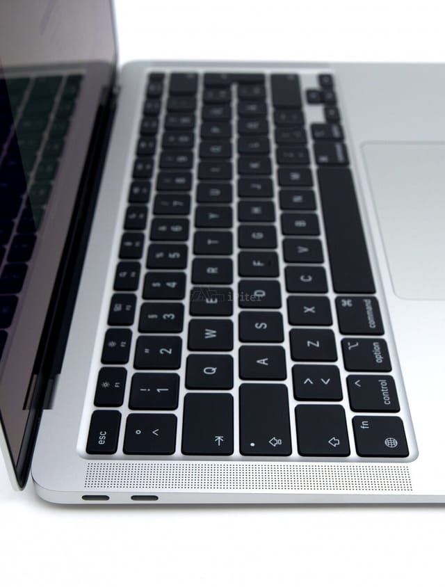 Товар Ноутбук Ноутбук Apple MacBook Air 13 2020 M1 8/256GB Silver (MGN93)